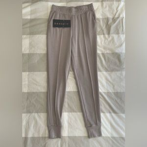 DANSKIN | Pintuck Jogger Pants | XS
